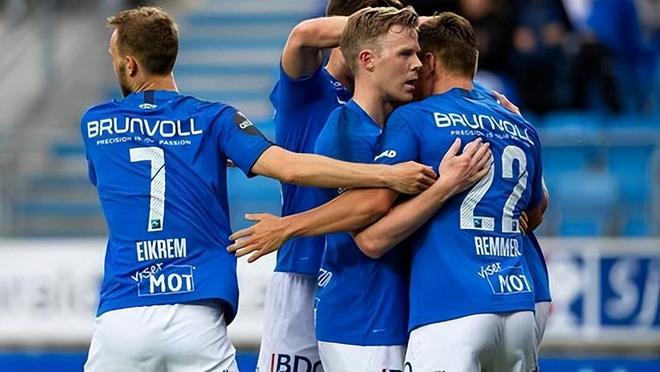 员和教练的 员和教练的